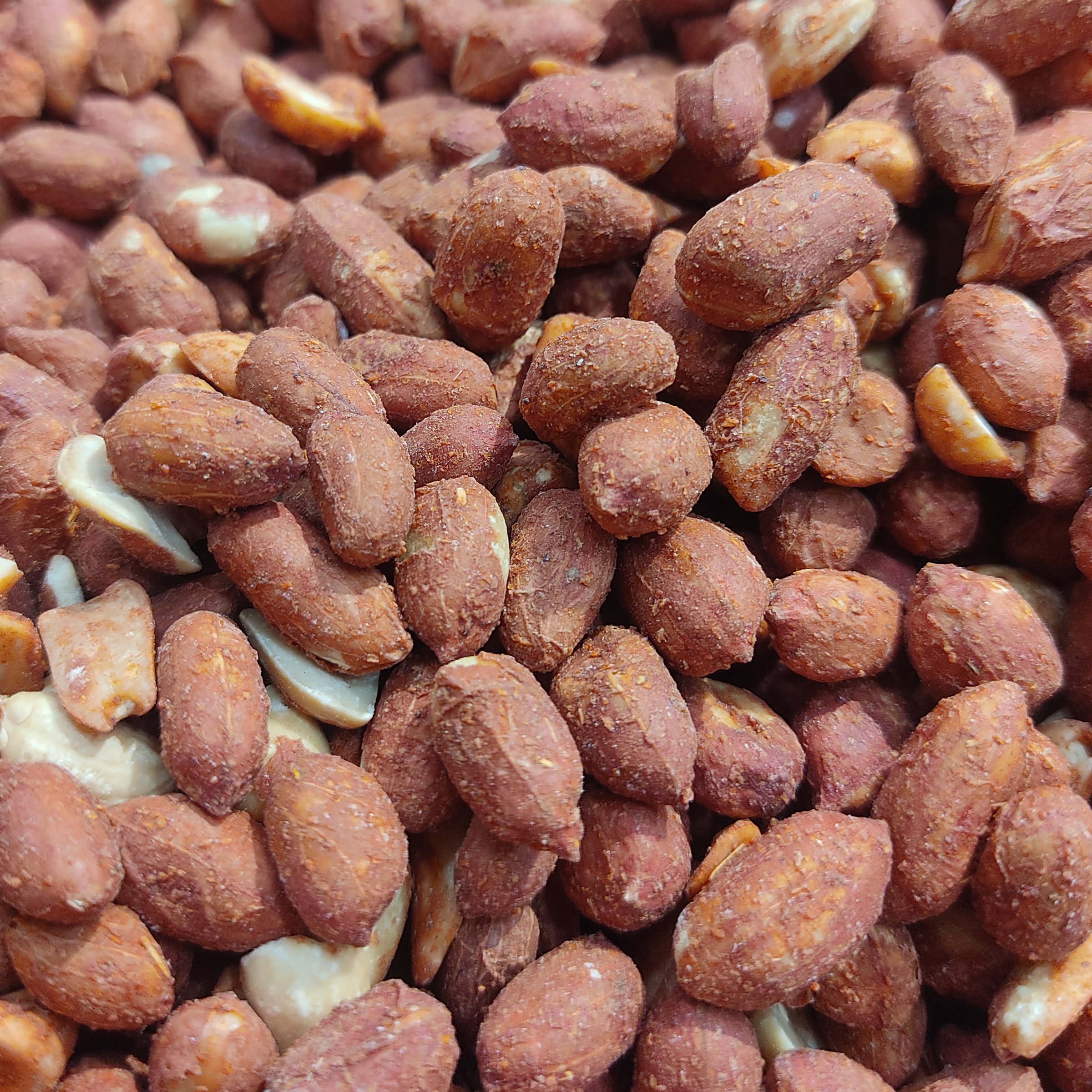 بادام زمینی فلفلی تند نیم کیلویی)