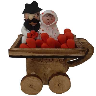 دکوری تزئینی طرح گاری مدل مرد و زن کد 1206