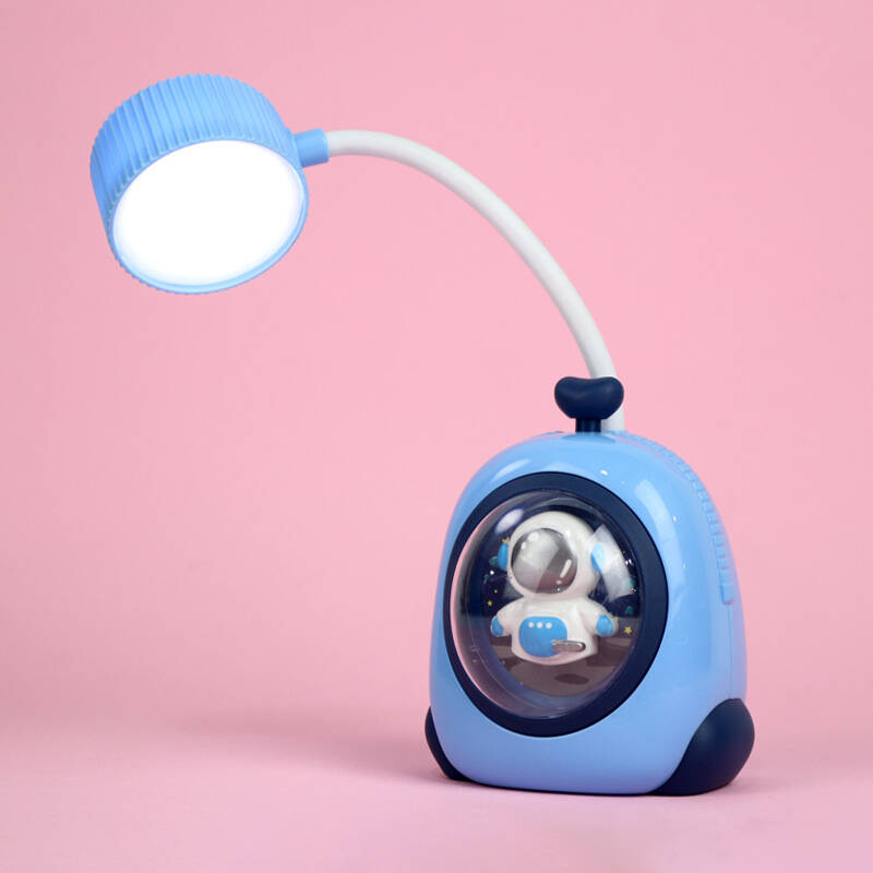 چراغ مطالعه و خواب طرح کابين فضانورد