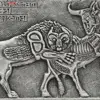 مجسمه تندیس و پیکره شهریار مدل کتیبه جنگ شیر و گاو آویزدار کد MO3080