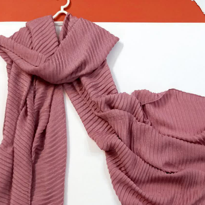 شال پلیسه نخی