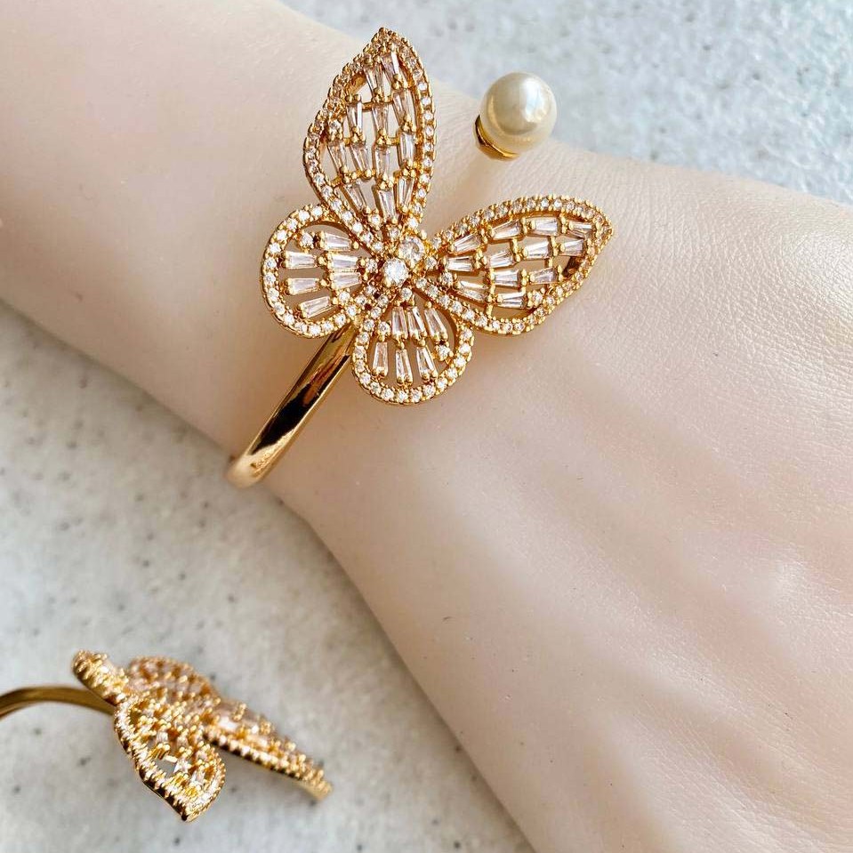 دستبند کاف پروانه ای ysx طلایی و نقره ای