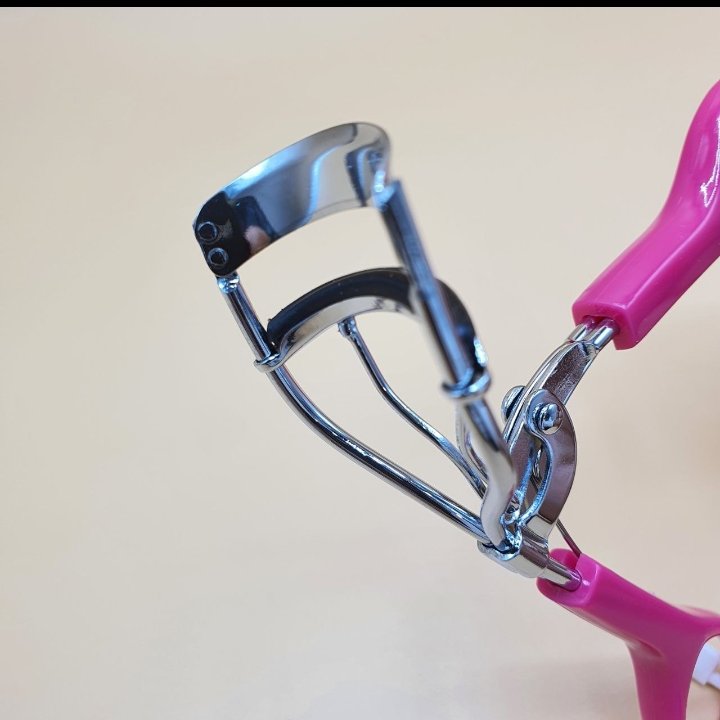 فرمژه دسته صورتی نخدار