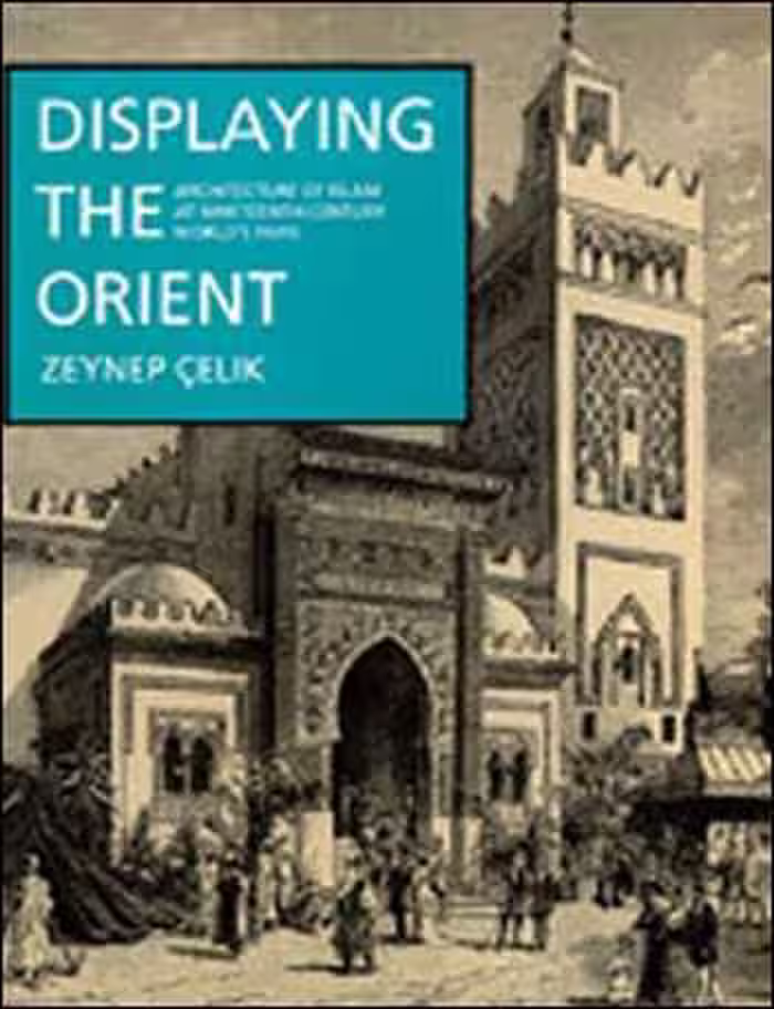 󾕇 دانلود کتاب Displaying the Orient - دانلود کتاب های دانشگاهی