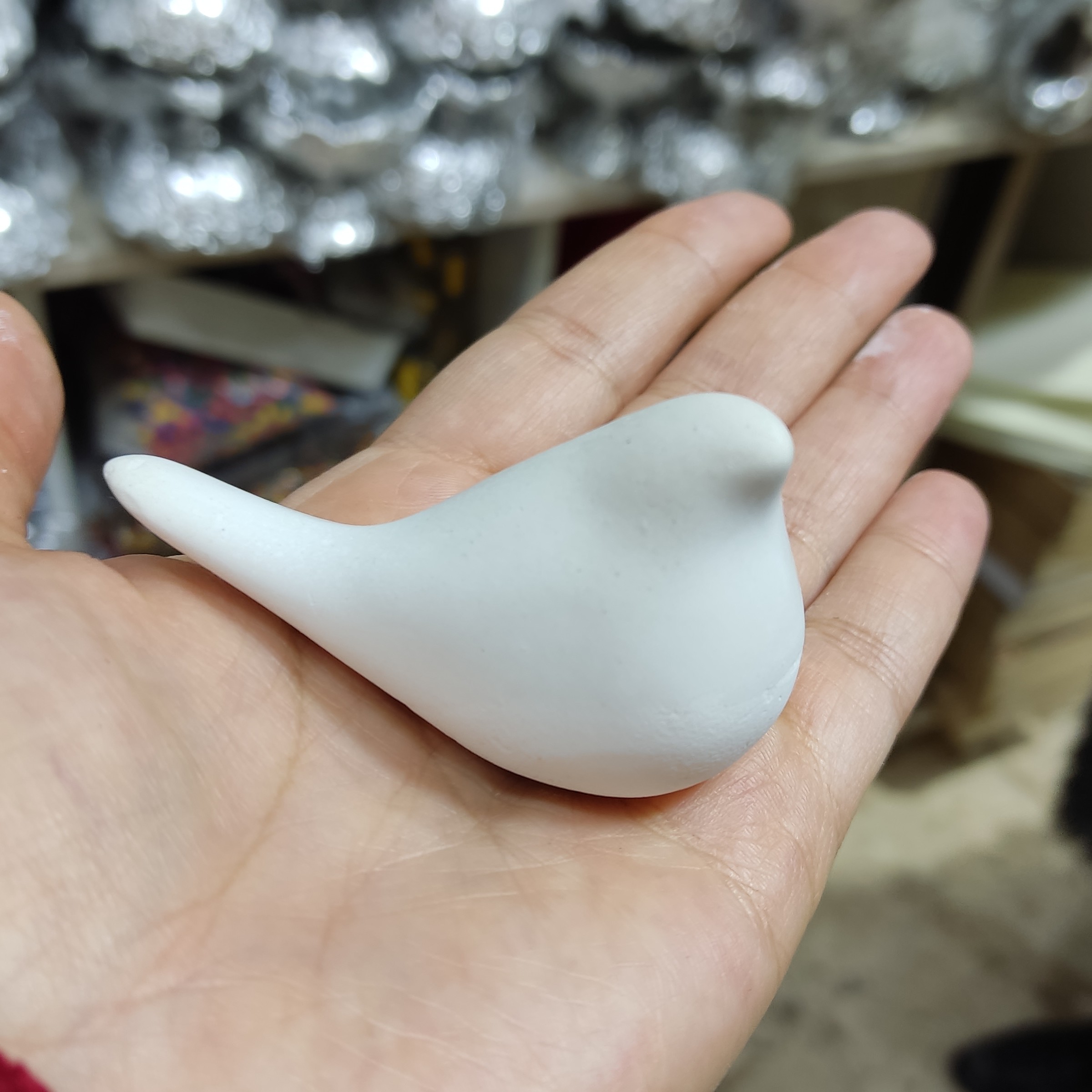 مجسمه  مرغ آمین