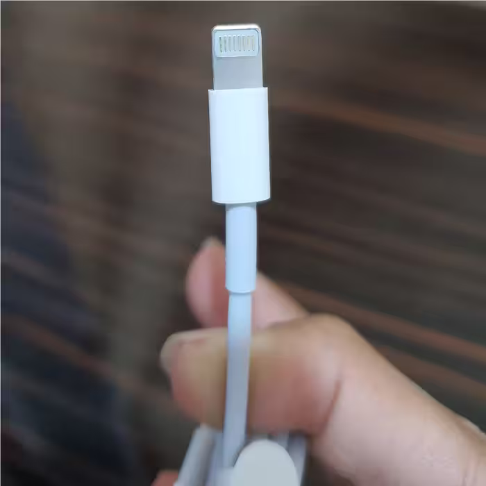 کابل تبدیل USB به لایتنینگ مدل i8 طول 1 متر