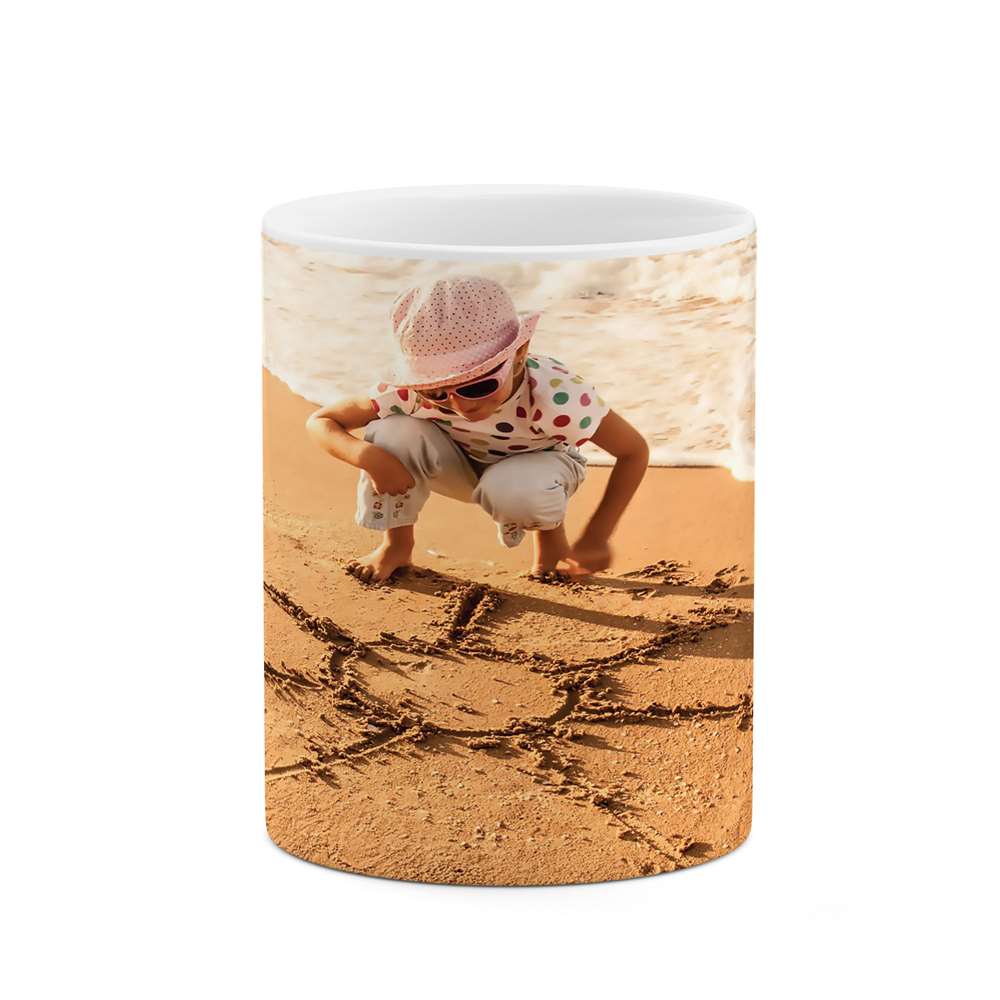 ماگ طرح پسری در ساحل مدل mug03995