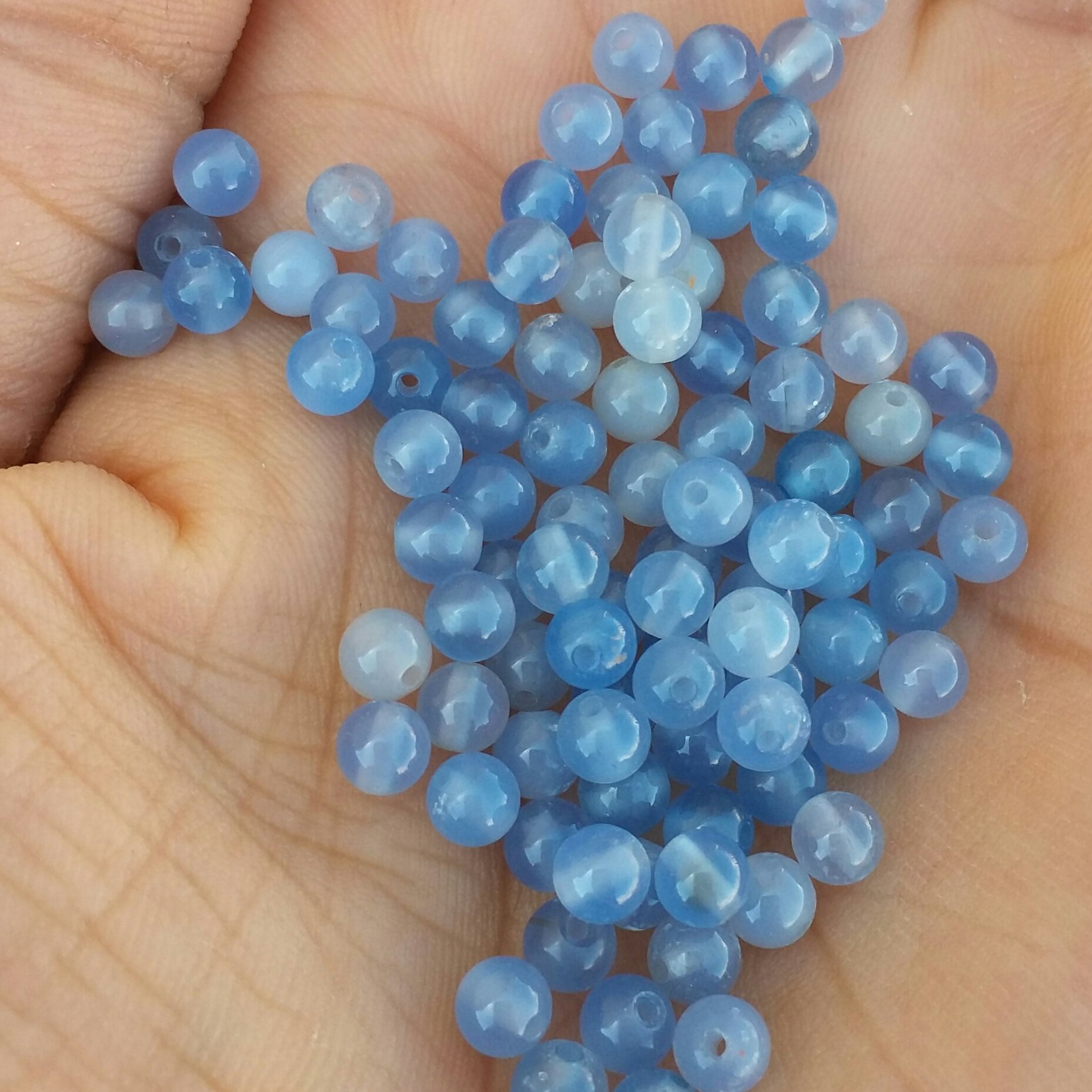 مهره سنگ عقیق آبی صد در صد طبیعی سایز چهار 