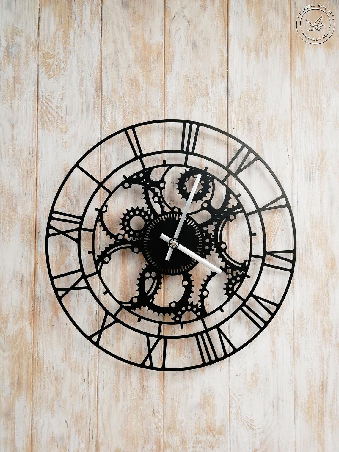 ساعت دیواری مدل چرخ دنده - فروشگاه نیم آستین