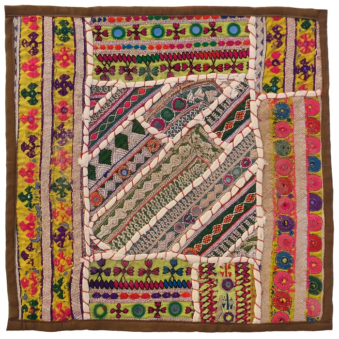 کاور کوسن سوزن دوزی کد QUKOH32