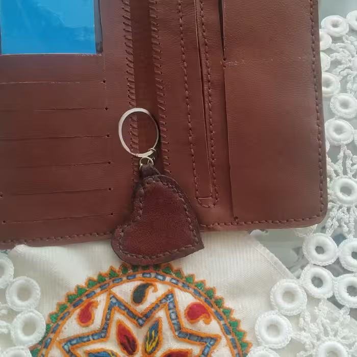 کیف پول دست دوز چرم بز جادار