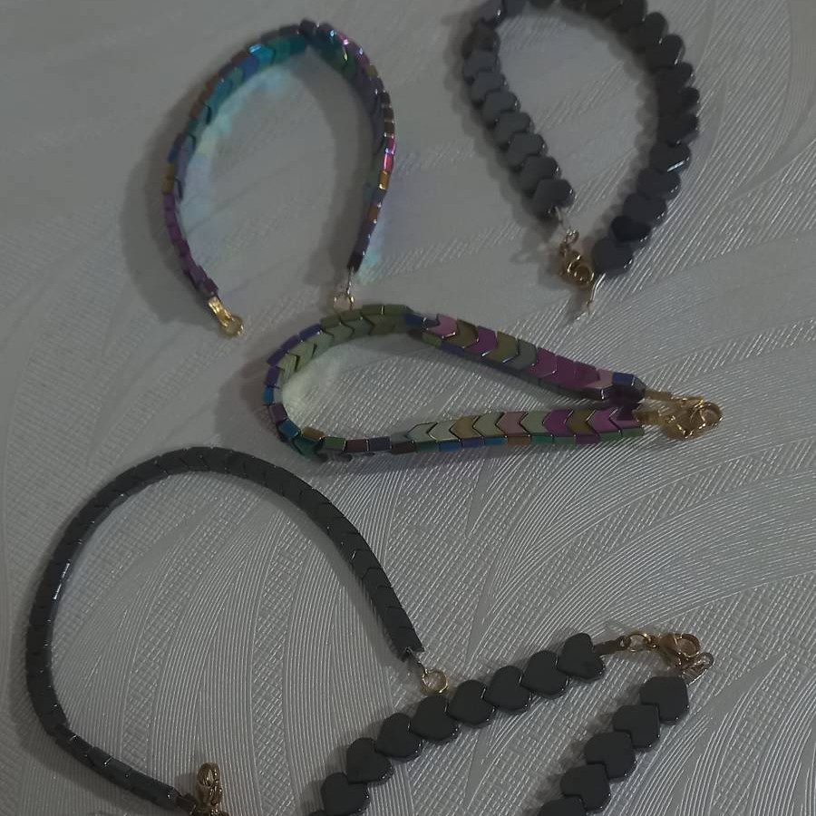 دستبند زیبا حدید