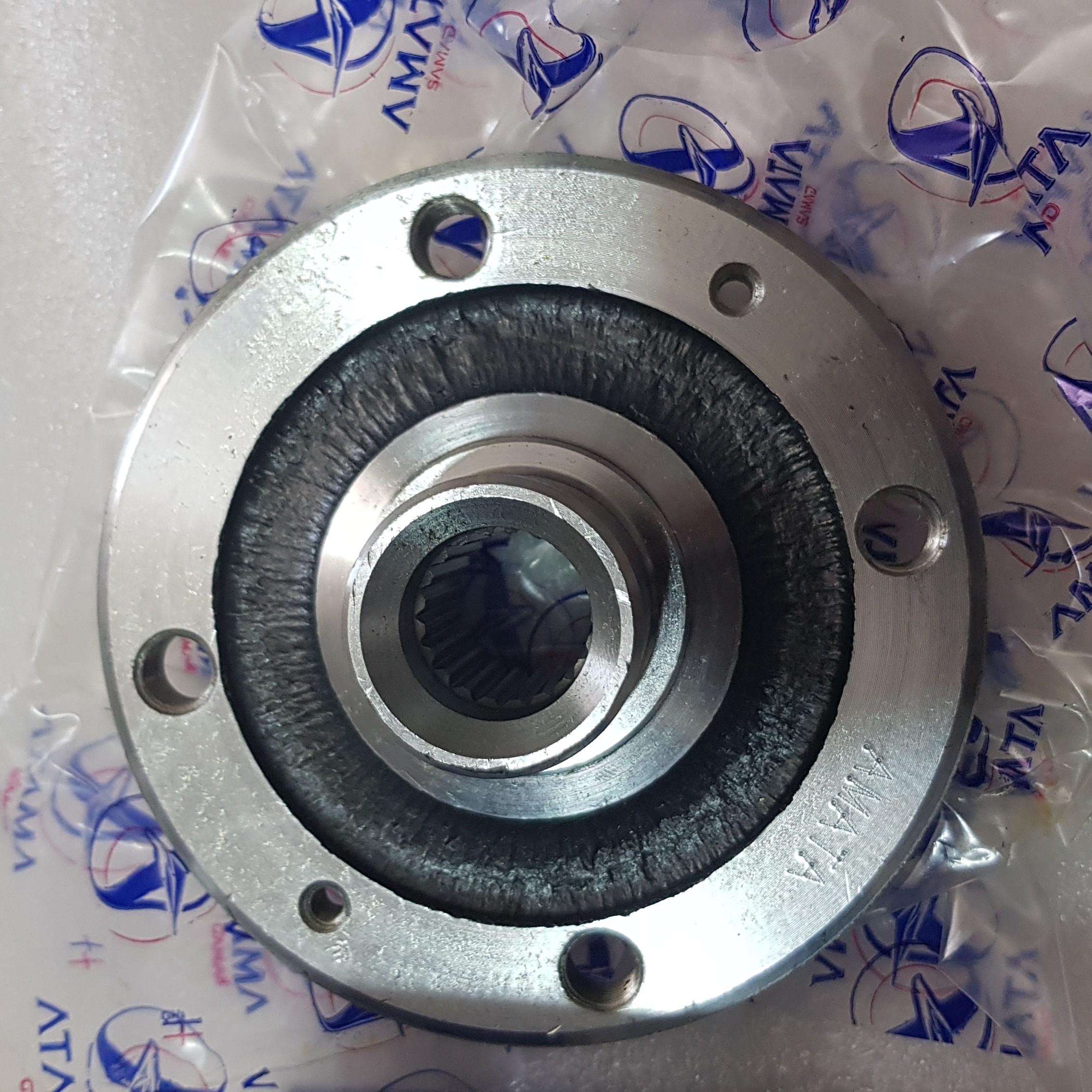 توپی چرخ جلو 206تیپ2 برند آماتا صمد ساخت ایران