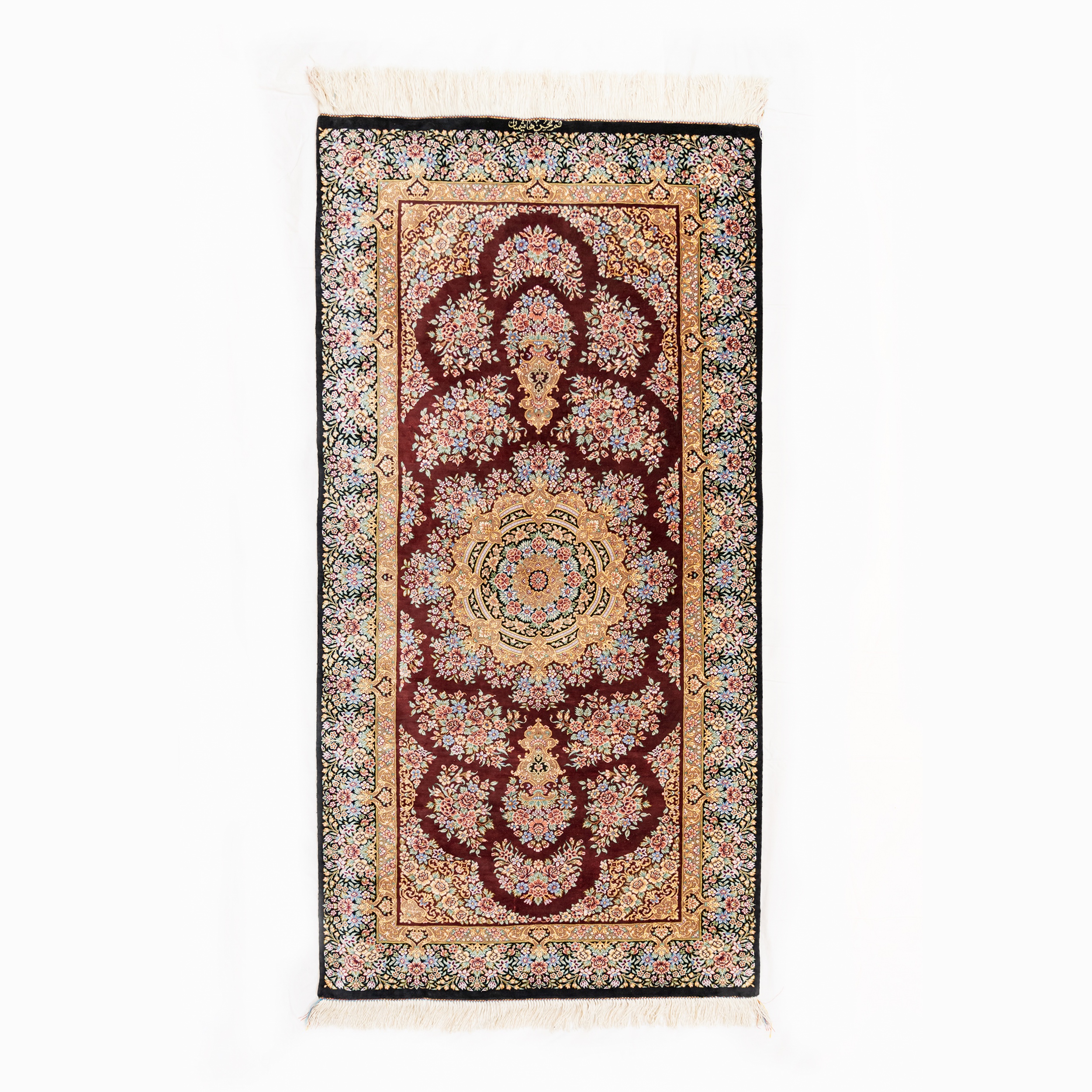 فرش دستباف یک و نیم متری مدل رانر کد ۰۱