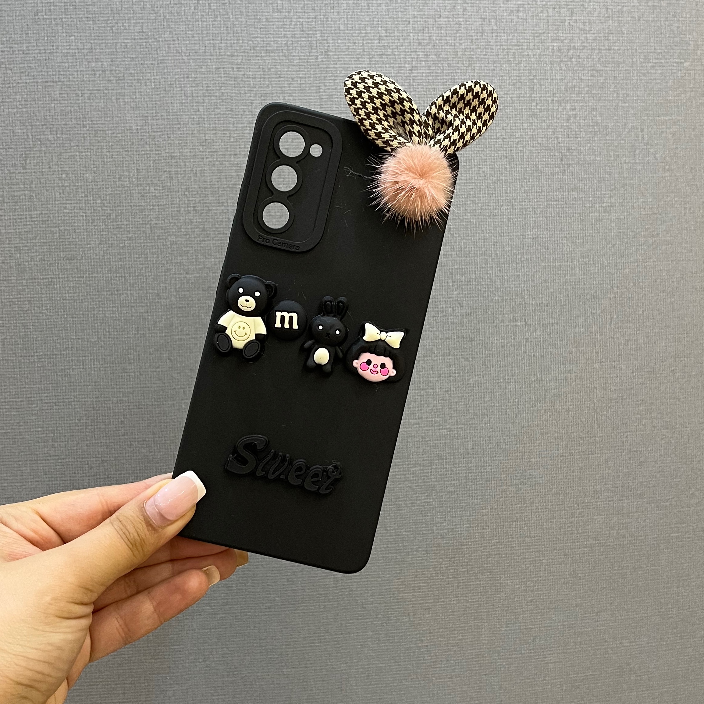 قاب سامسونگ خرگوش برجسته مشکی S20fe