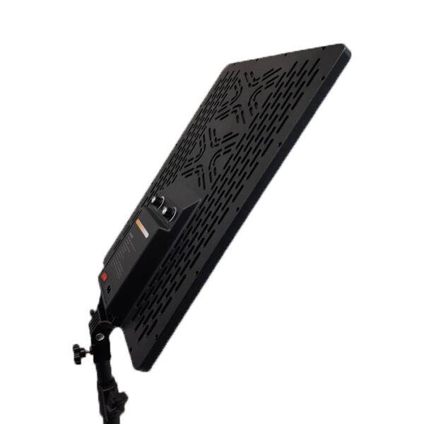 سافت لایت زئوس ZEUS BK-980 110W (بهمراه پایه)