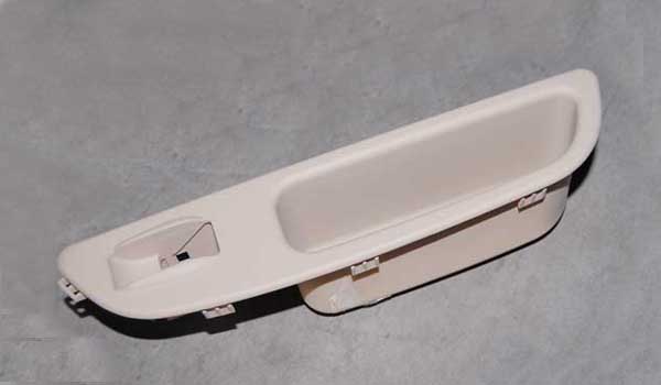 قاب کلید شیشه بالابر عقب راست ام وی ام 315 قدیم چین یدک مرکزی - خرید لوازم یدکی خودروهای چینی - لوازم یدکی خودروهای کره ای - لوازم یدکی خودروهای ژاپنی - کف قیمت بازار - ارسال سریع به سراسر ایران