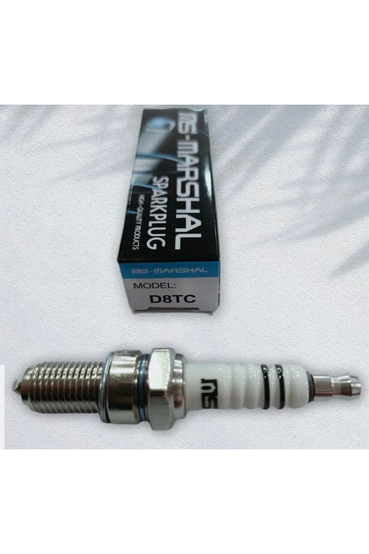 شمع موتورسیکلت شاخه جرقه مارشال D8TC معادل D8EA MONDIAL ASIAL KUBA CG NGK
