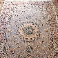 قالیچه دستبافت نایین