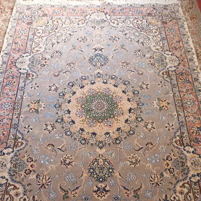 قالیچه دستبافت نایین