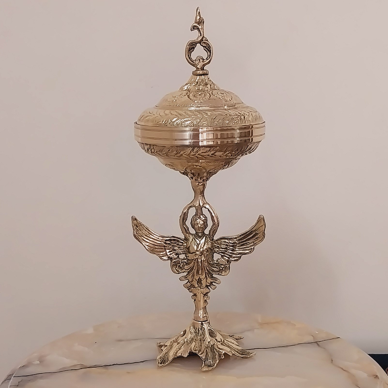 شکلات خوری برنز مدل پایه فرشته (شکلات خوری برنجی)