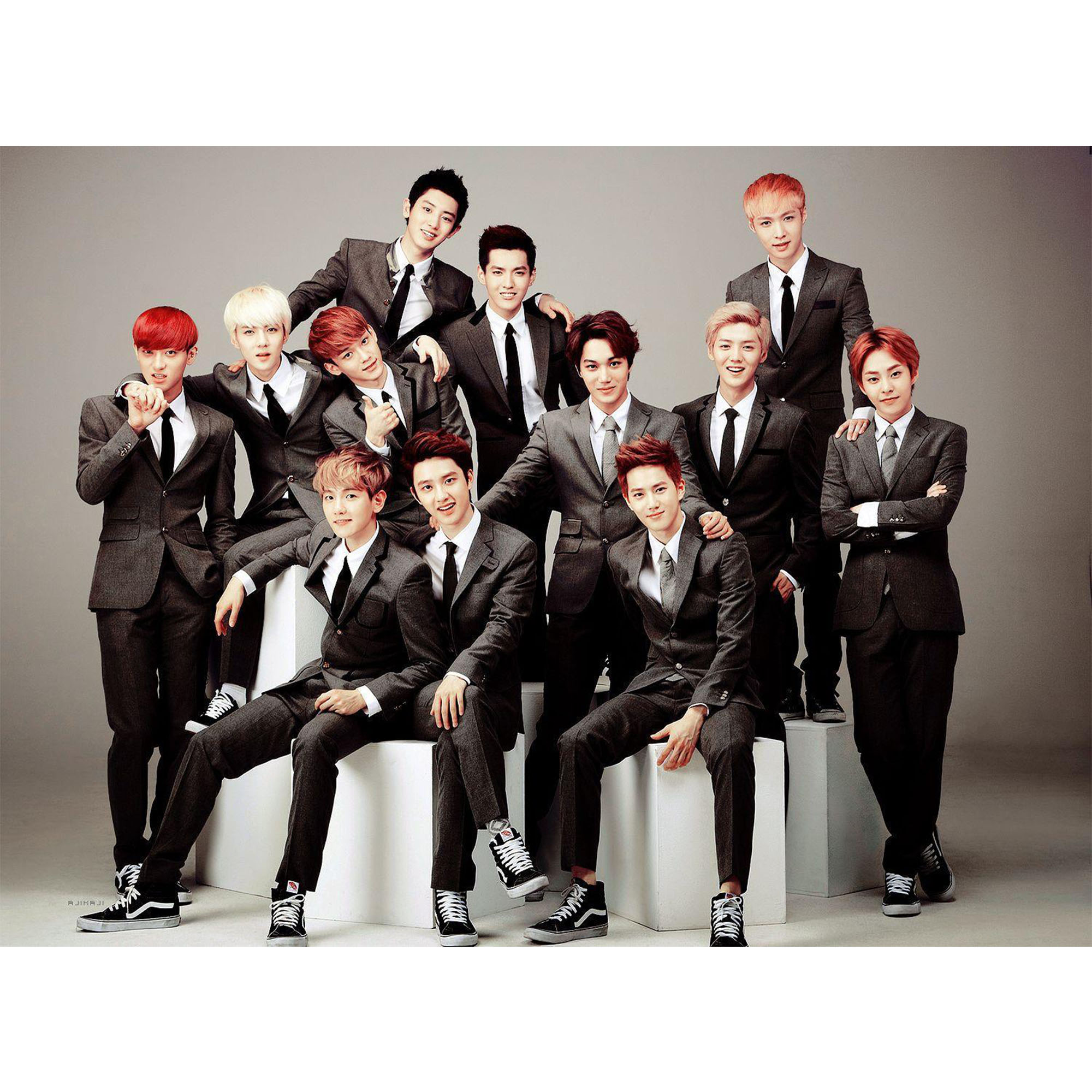 تابلو شاسی مدل گروه EXO کد77