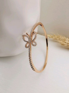 تک دست پروانه نگینی