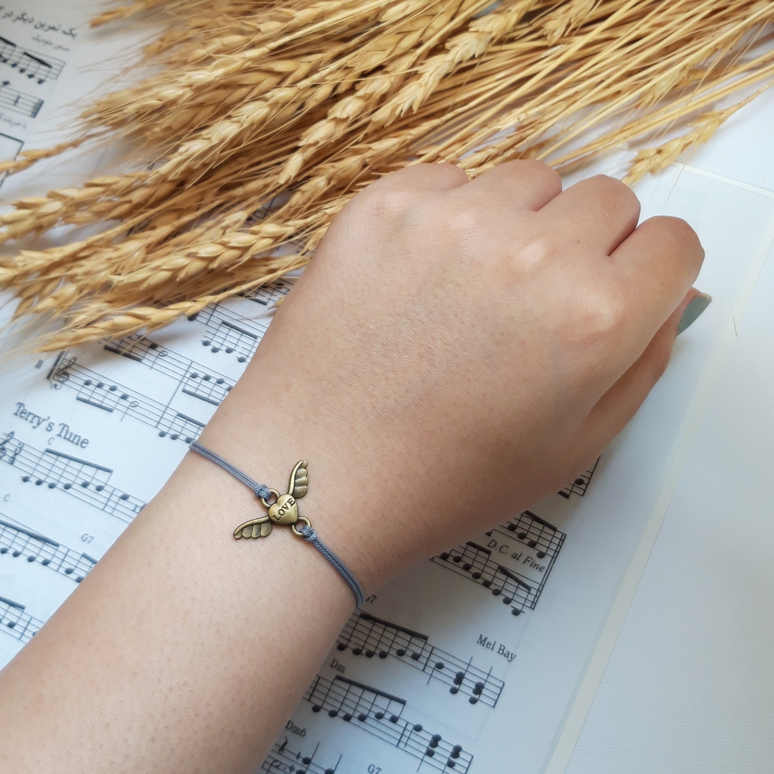 دستبند مینیمال بال