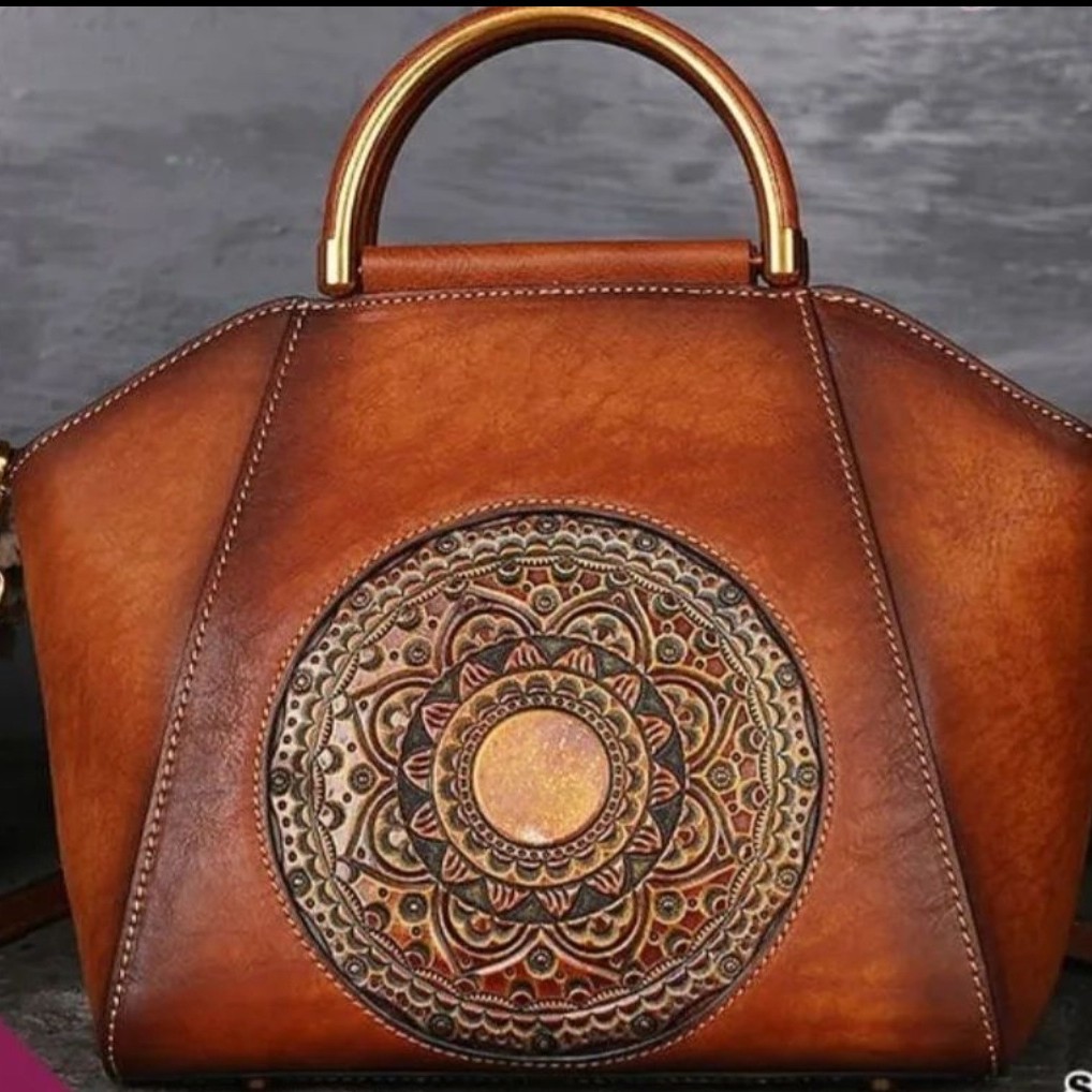 کیف دوشی مدل ایلیا