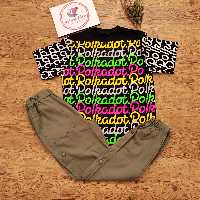 تیشرت الفبایی مشکی با شلوار کتان سدری