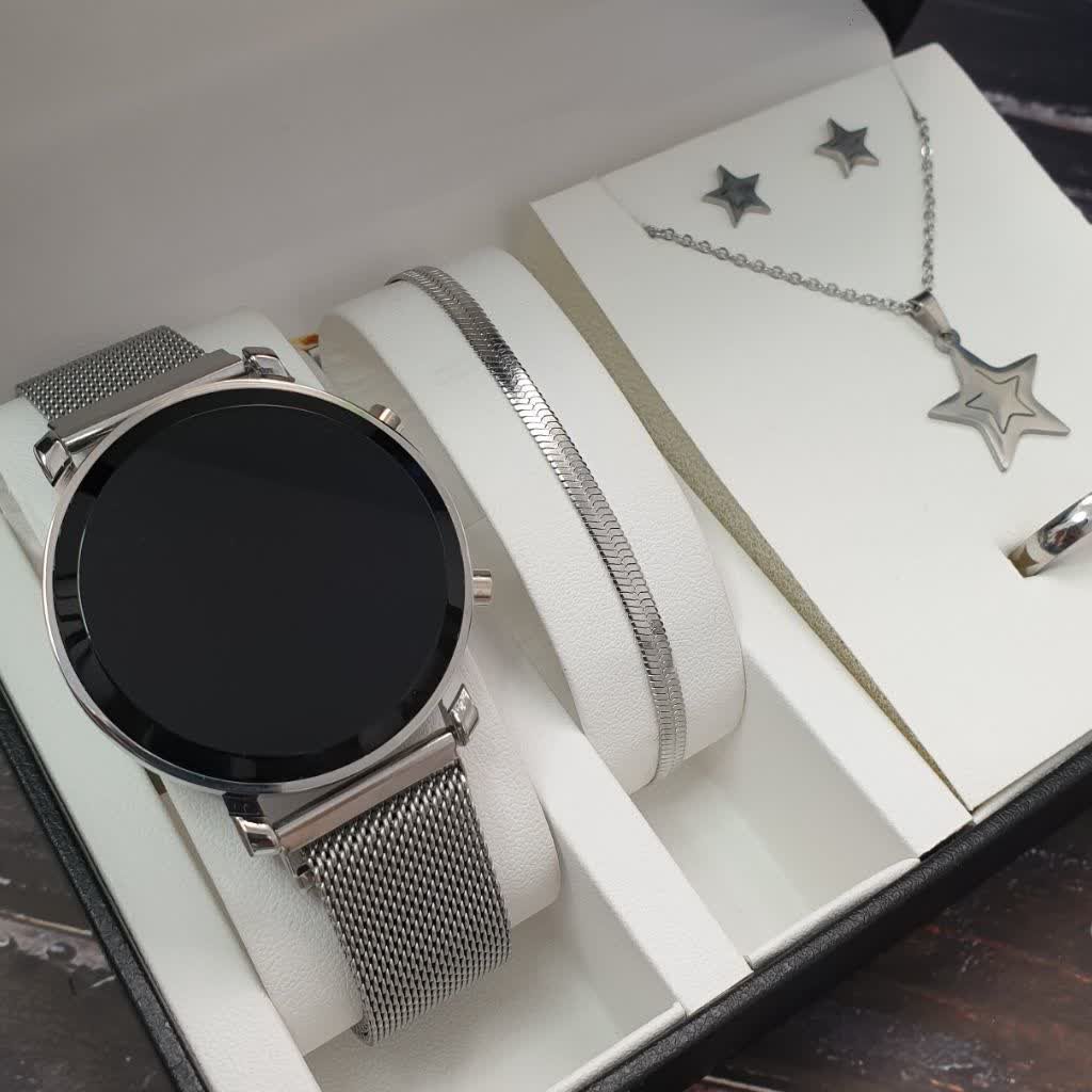 ساعت مچی ال ای دی نور قرمز رنگ نقره led