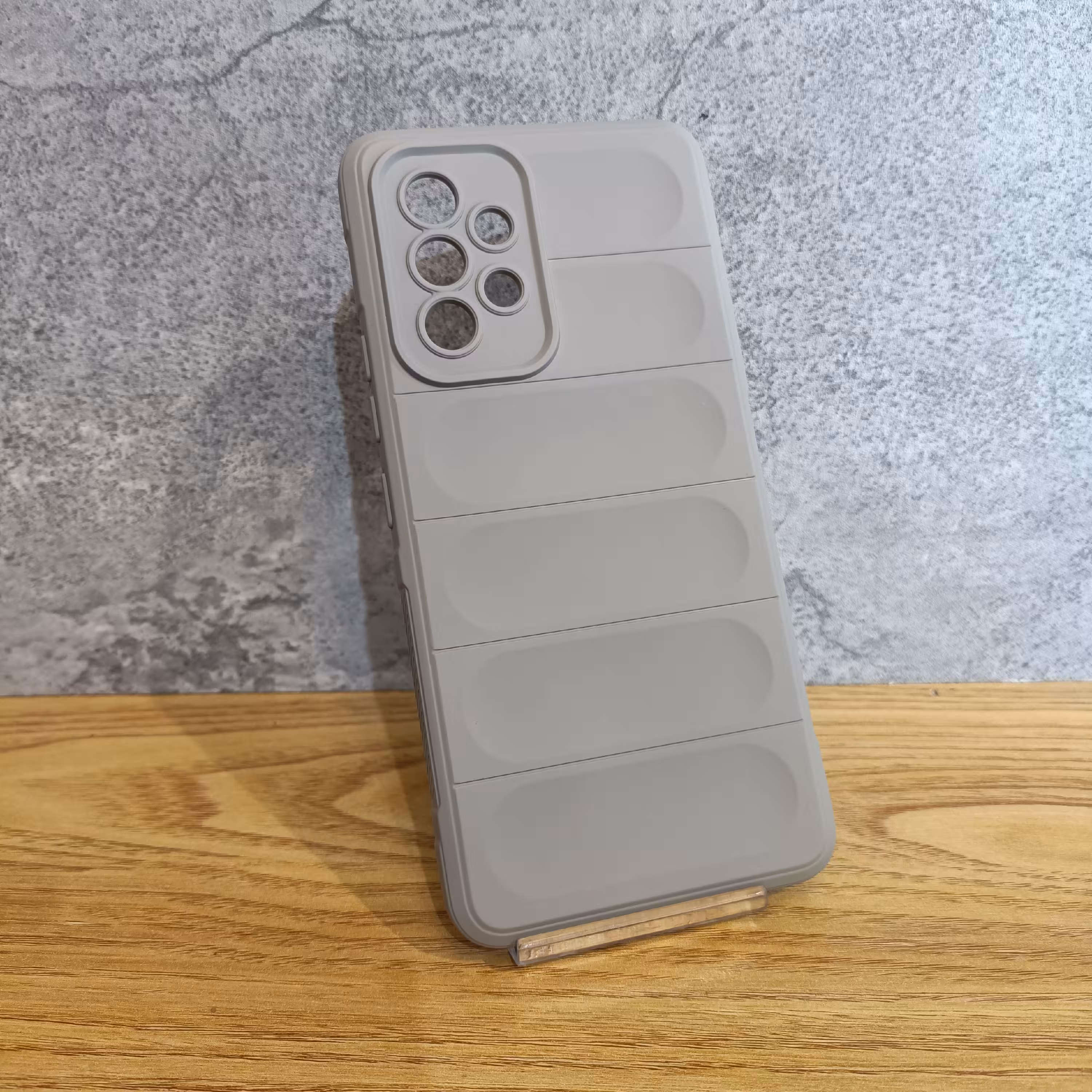 قاب گوشی A53 مدل لوپی سیلیکنی داخل مخمل رنگ طوسی روشن samsung A53