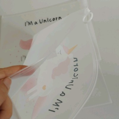 پوشه زیپ دار اعلاطرح یونی کورن(مناسب بررای جوایز)