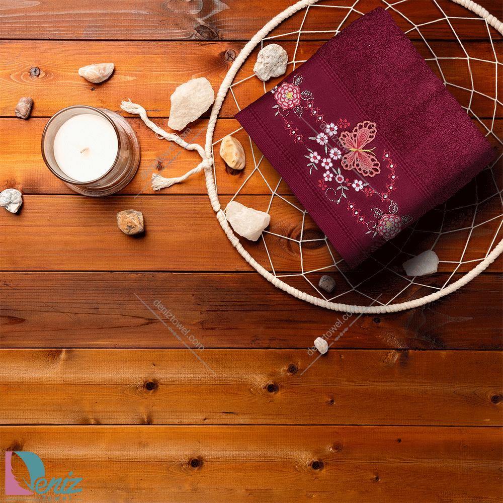 حوله دستی گلدوزی طرح پروانه رنگ زرشکی