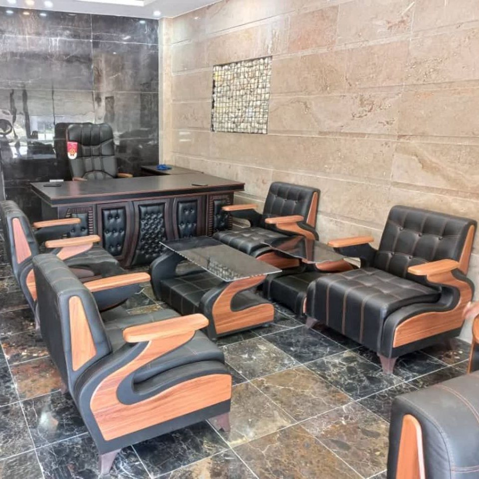 مبل خلبانی ارسال بار به صورت پس کرایه