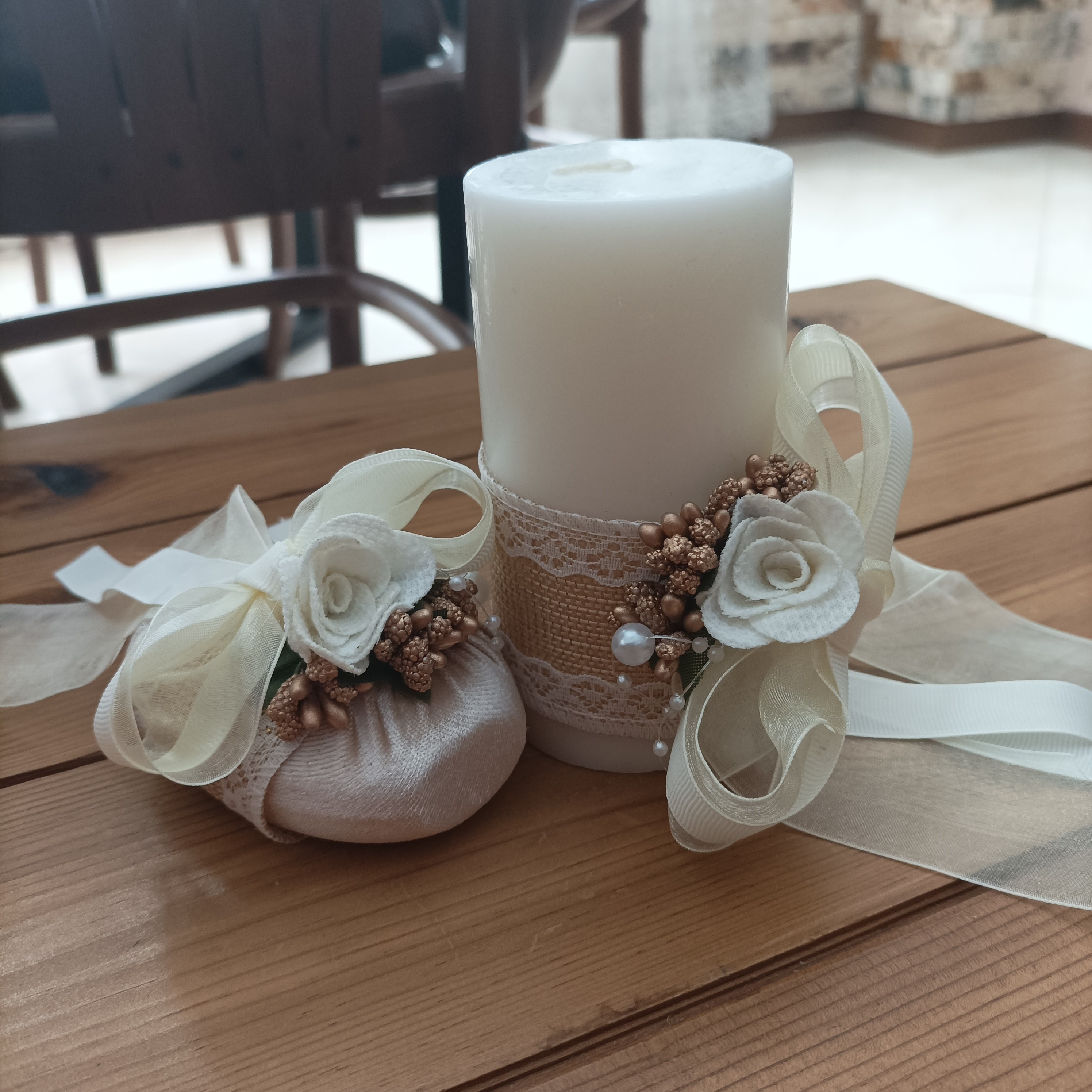 ست صابون وشمع تزئینی تزیین شده باربان وگل 