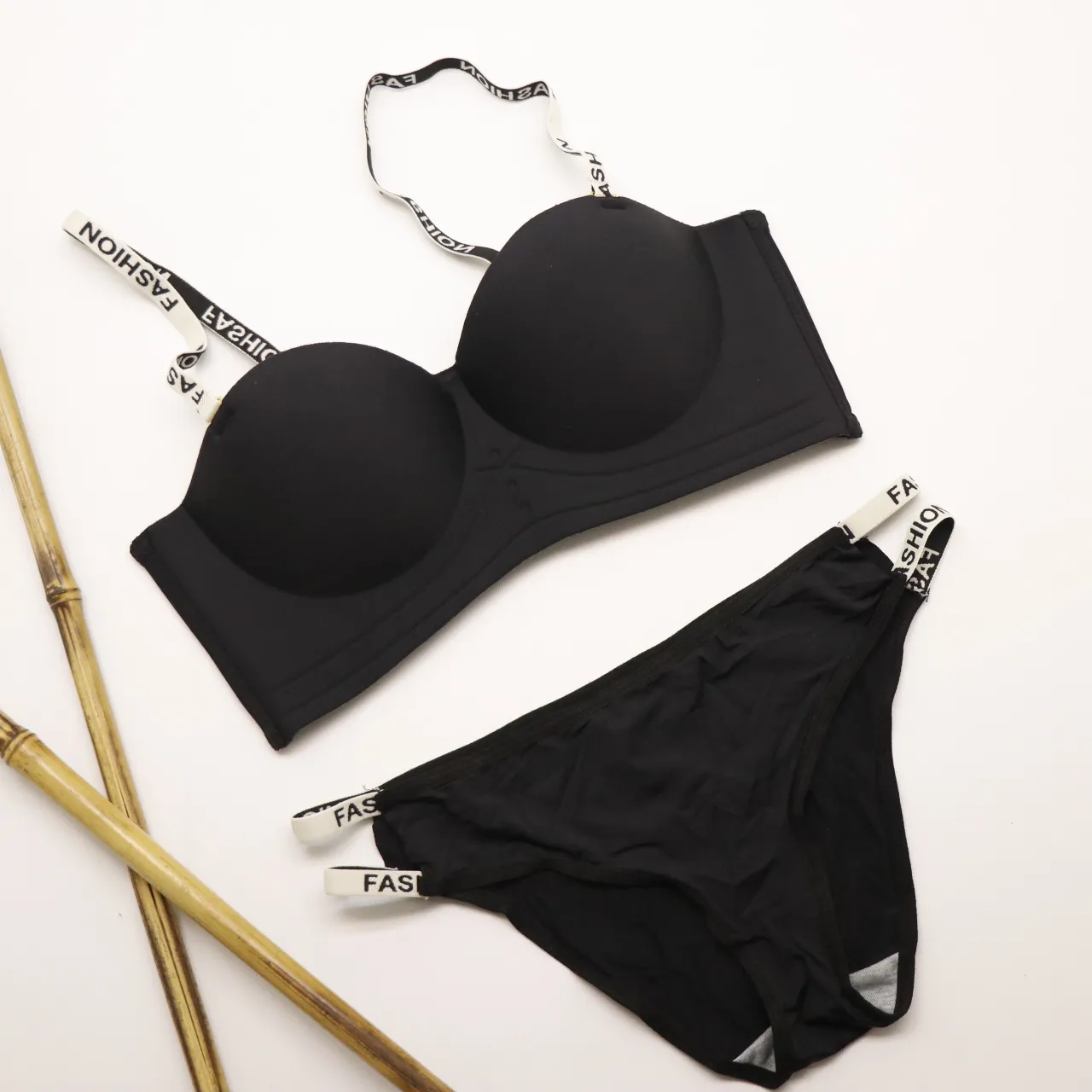 ست شورت و سوتین اسنفجی لیرزی رنگ مشکی (کد 1 ) 11006