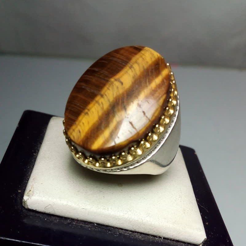 انگشتر چشم ببر 