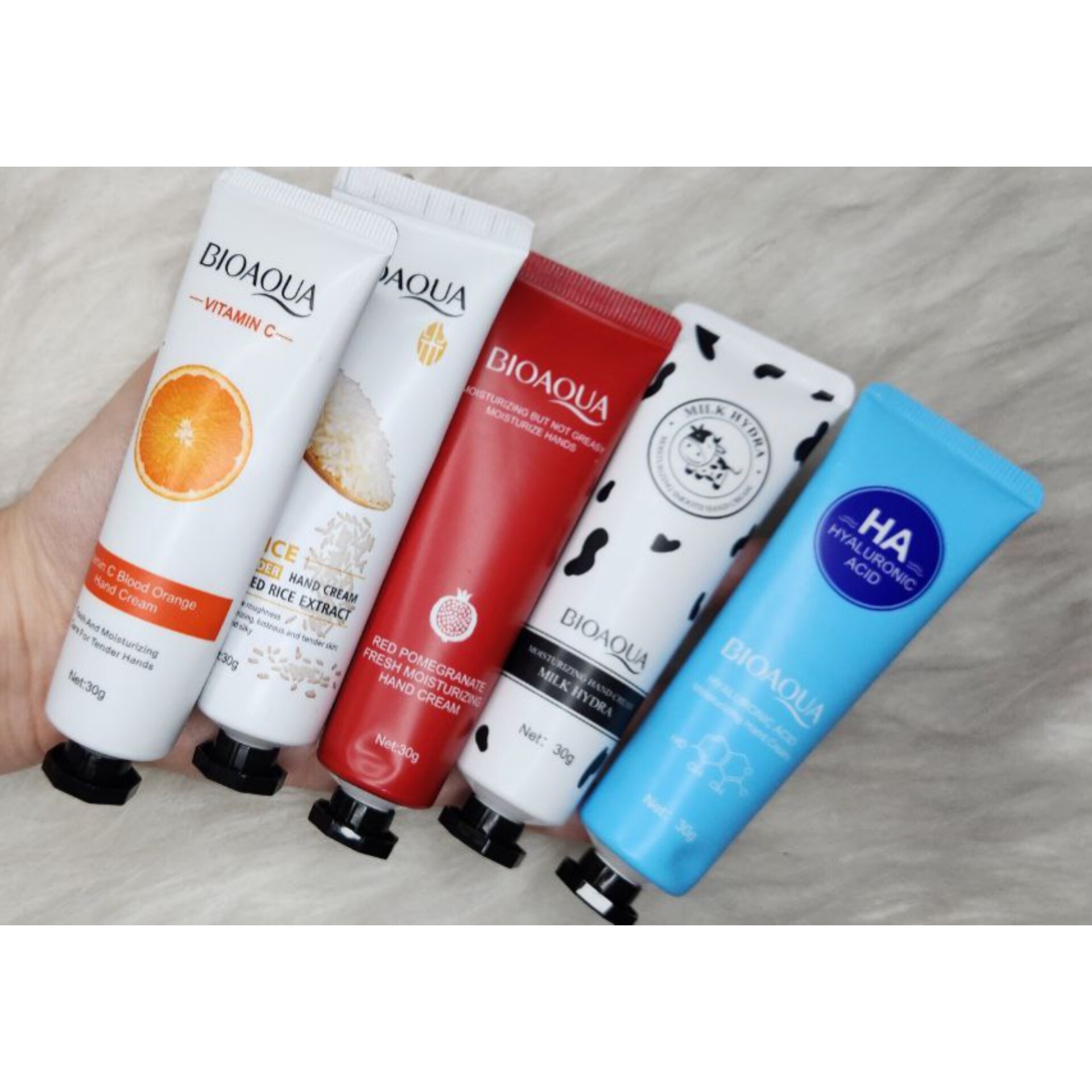 پک کرم دست و صورت بیوآکوا مرطوب کننده و روشن کننده انواع پوست