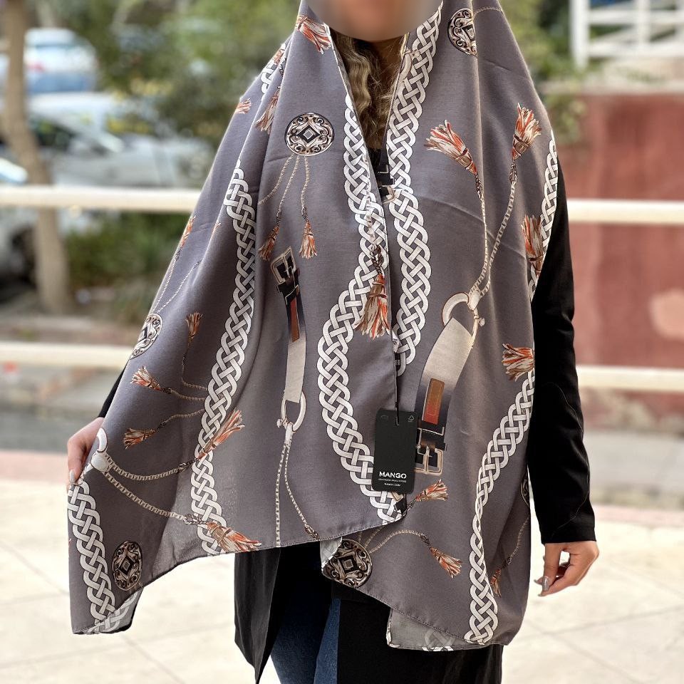 شال زنجیری رنگ طوسی نخی کجراه پاییزه کیفیت درحدشال اورجینال وارداتی 