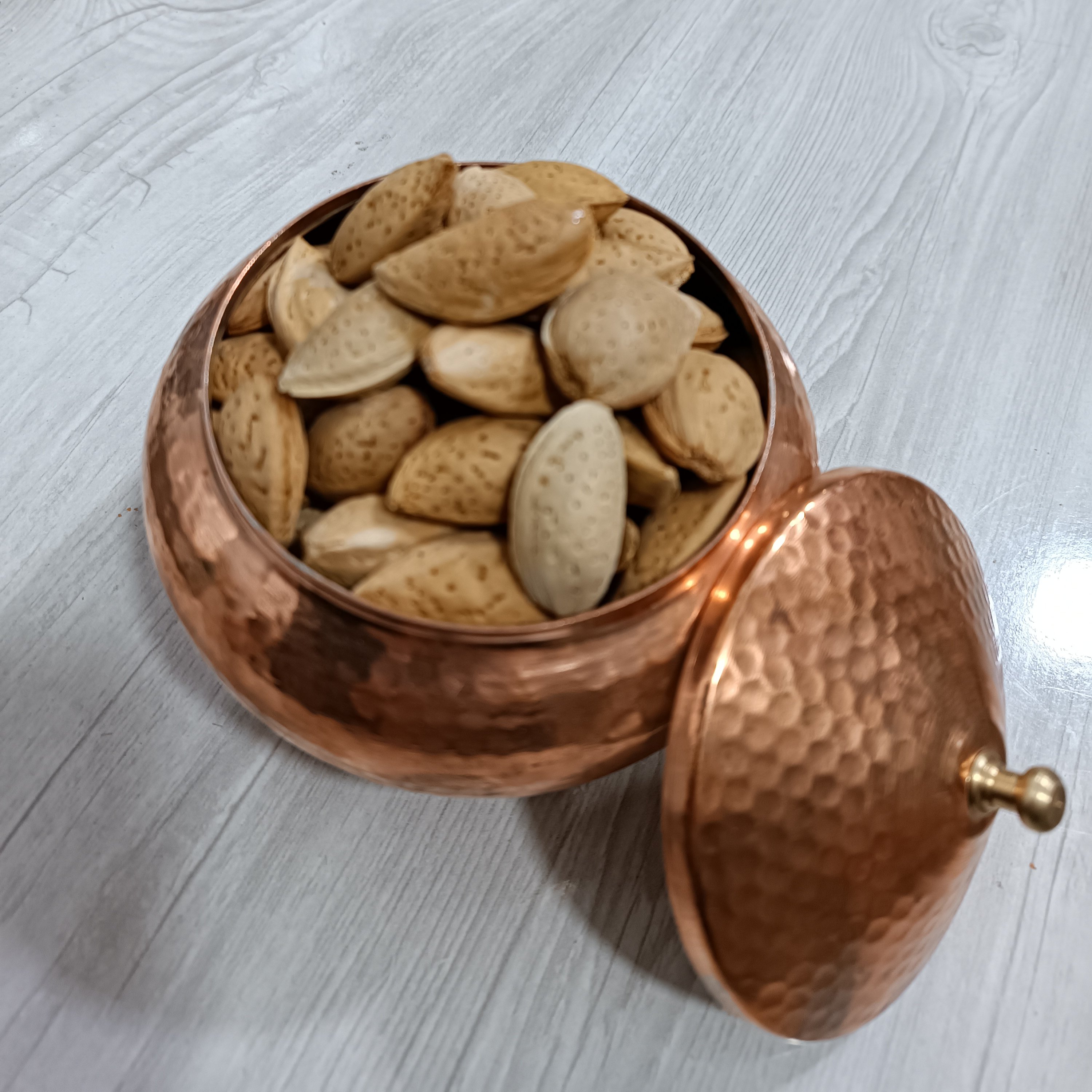 بادام سنگی اعلأ و تازه مغزدار ( 500 گرمی )