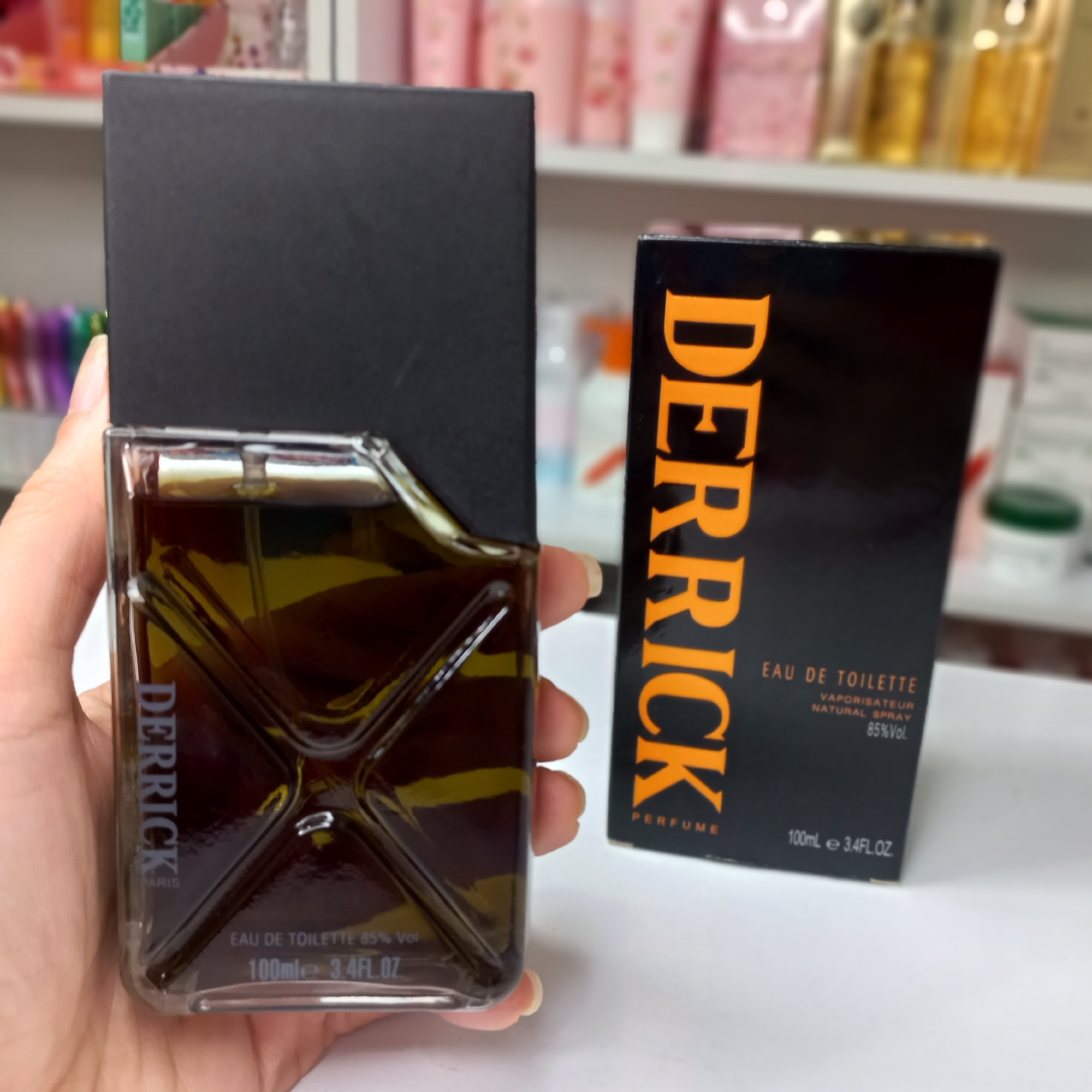 ادکلن معروف دریک DERRICK حجم 100 میلی لیتر