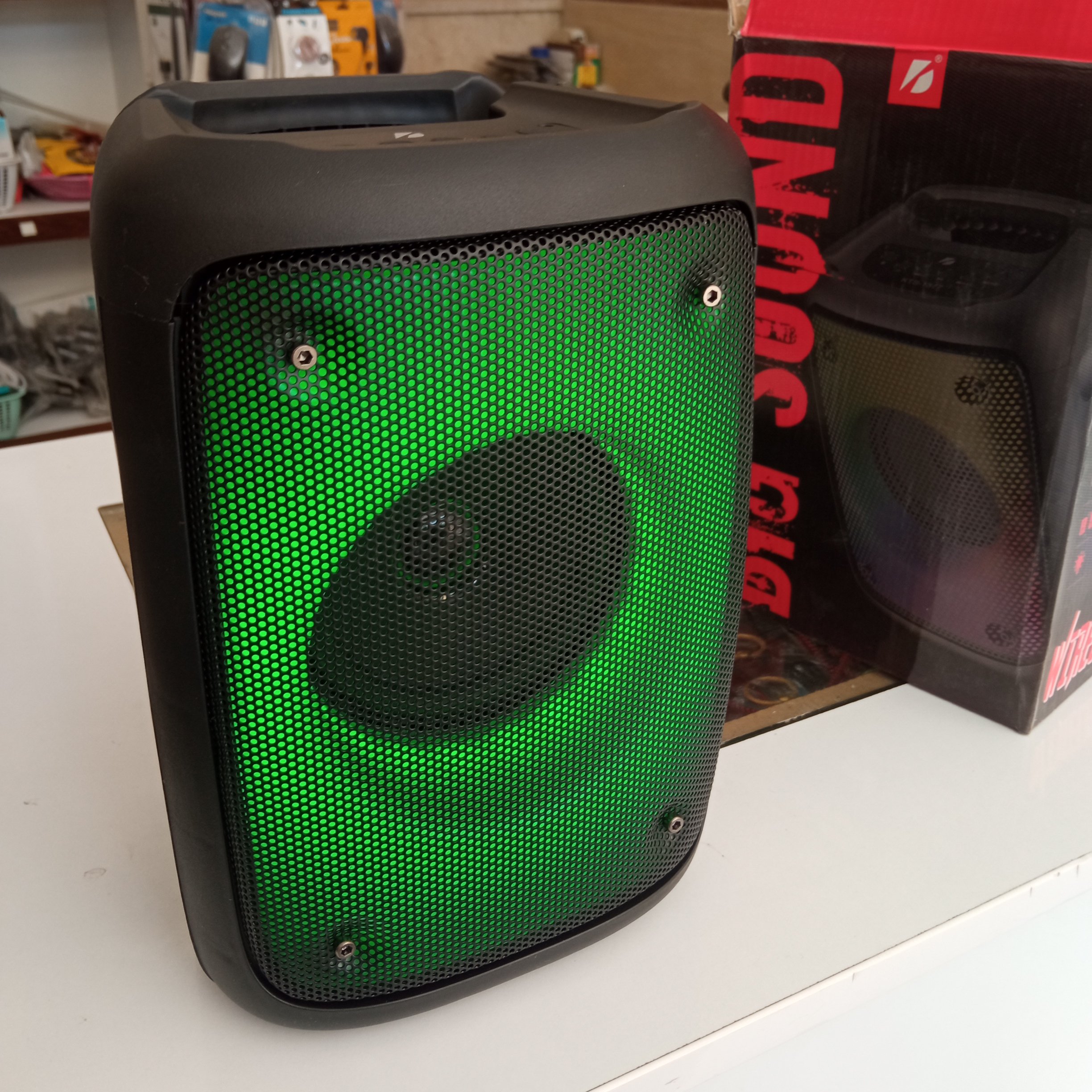 اسپیکر چهار اینچ مدل KTS 1577 دارای دکمه تنظیم بیس و ورودی میکروفون 