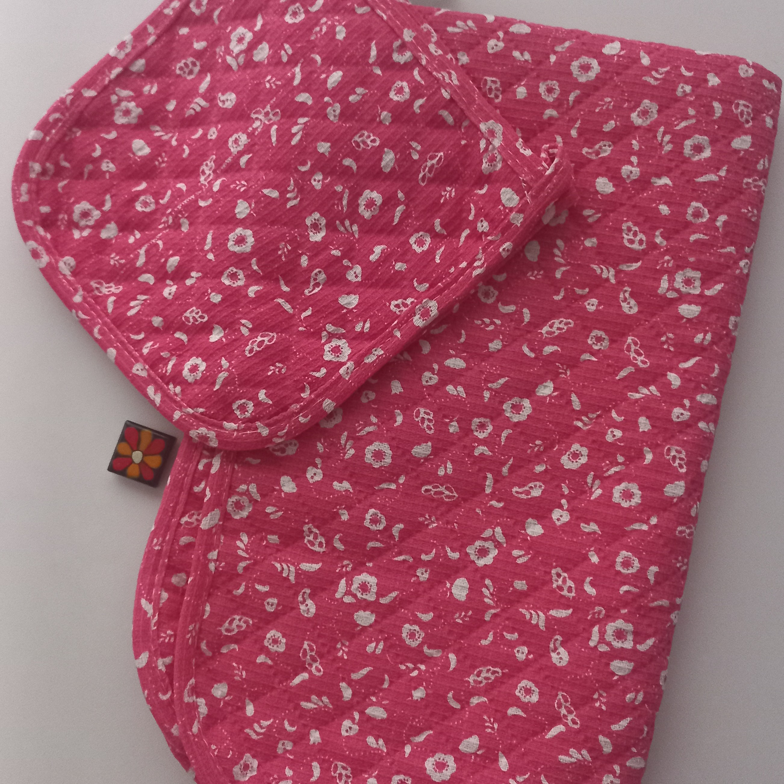 نمگیر ظروف ویک جفت دستگیره نسوز پنبه دوزی شده پارچه بروجرد 