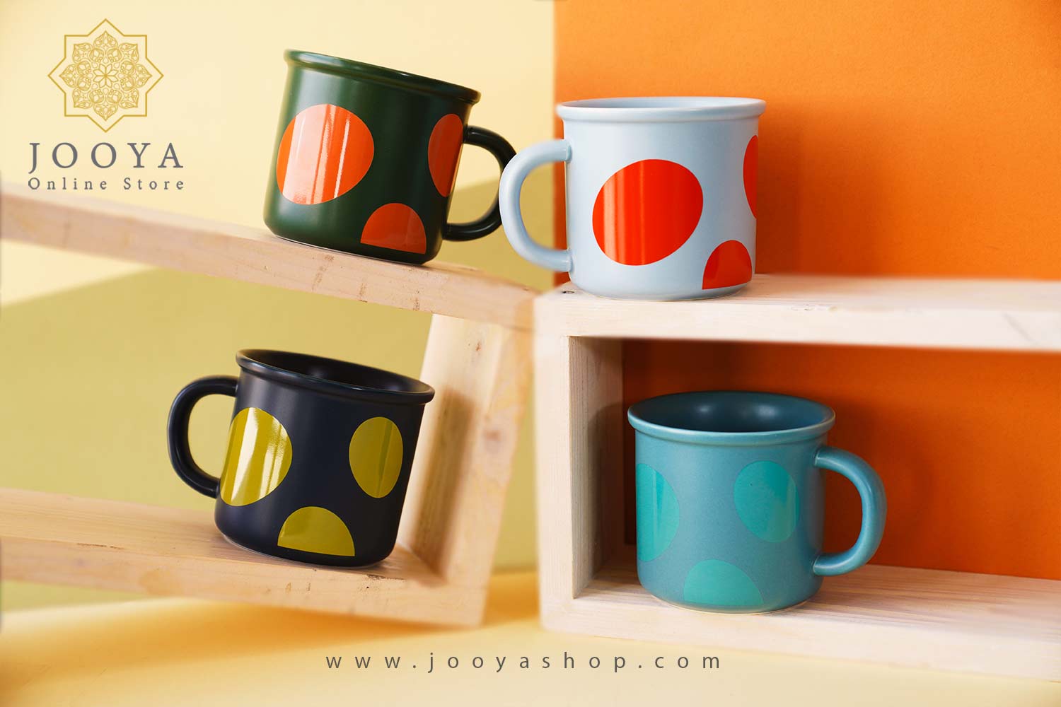 ماگ مدل خال خالی رنگی