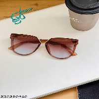 خرید عینک زنانه برند chanel فرم کائوچو دارای استانرداد UV400 همراه کاور و دستمال کد 2415298 - ردگل