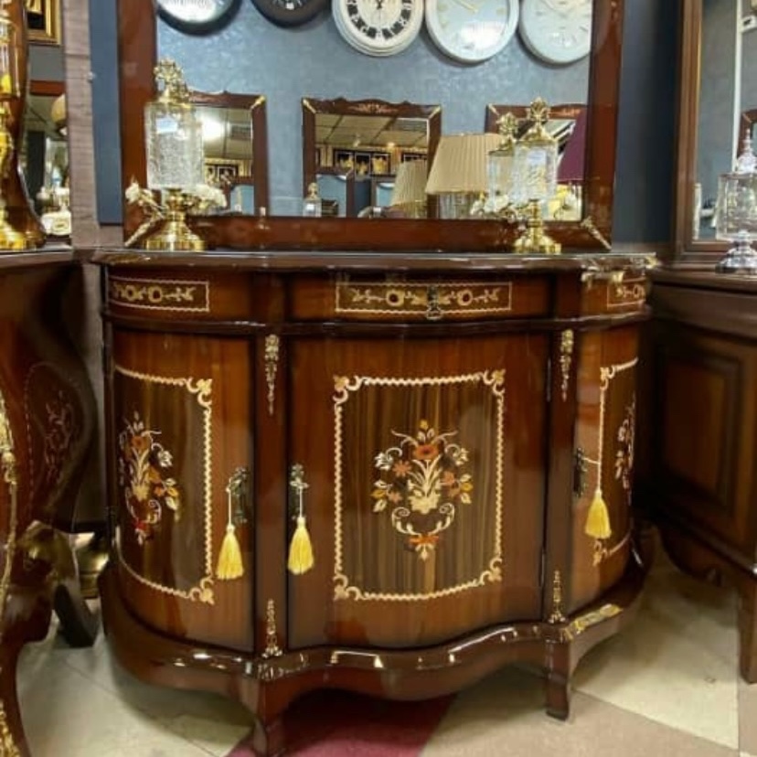 کنسول سه درب چهارپایه