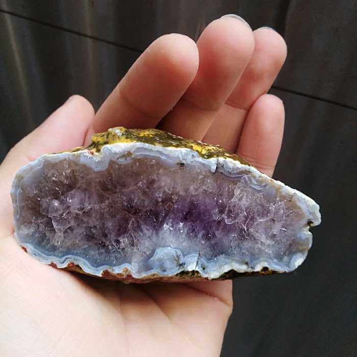 راف توپی آمتیس پر رنگ بسیار زیبا دیدنی کاملا طبیعی