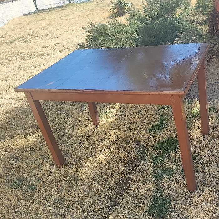 میز ناهار خوری چوبی (ارسال به صورت پس کرایه در مقصد)