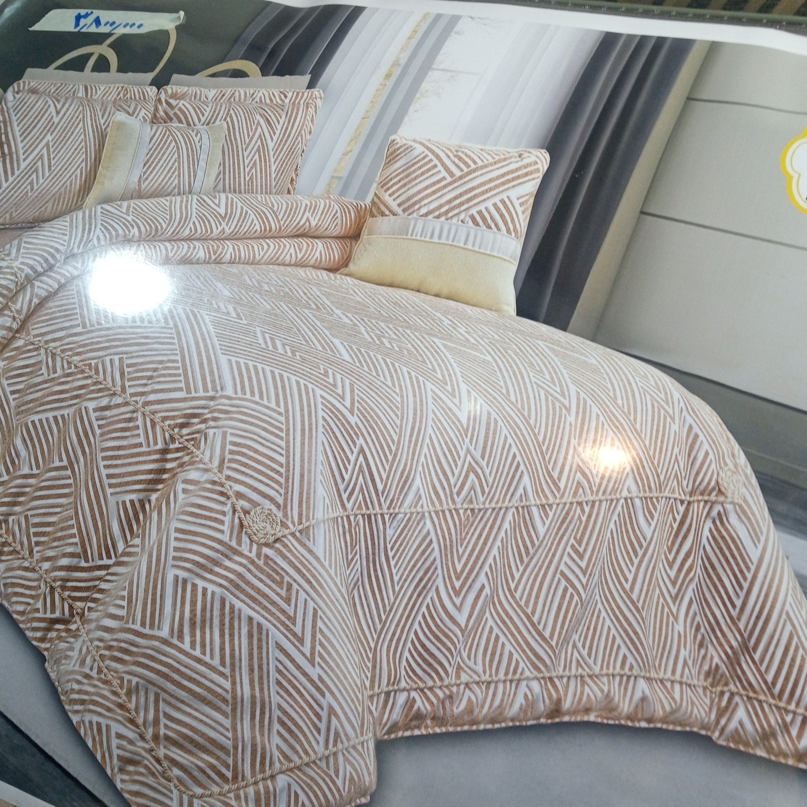 روتختی مخمل پنلی ترک درجه یک برند لاور هوم شیک و خاص قیطون دوزی شده.........